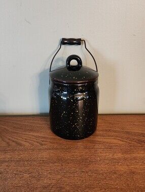 Country Crock Candle With Wire Handle